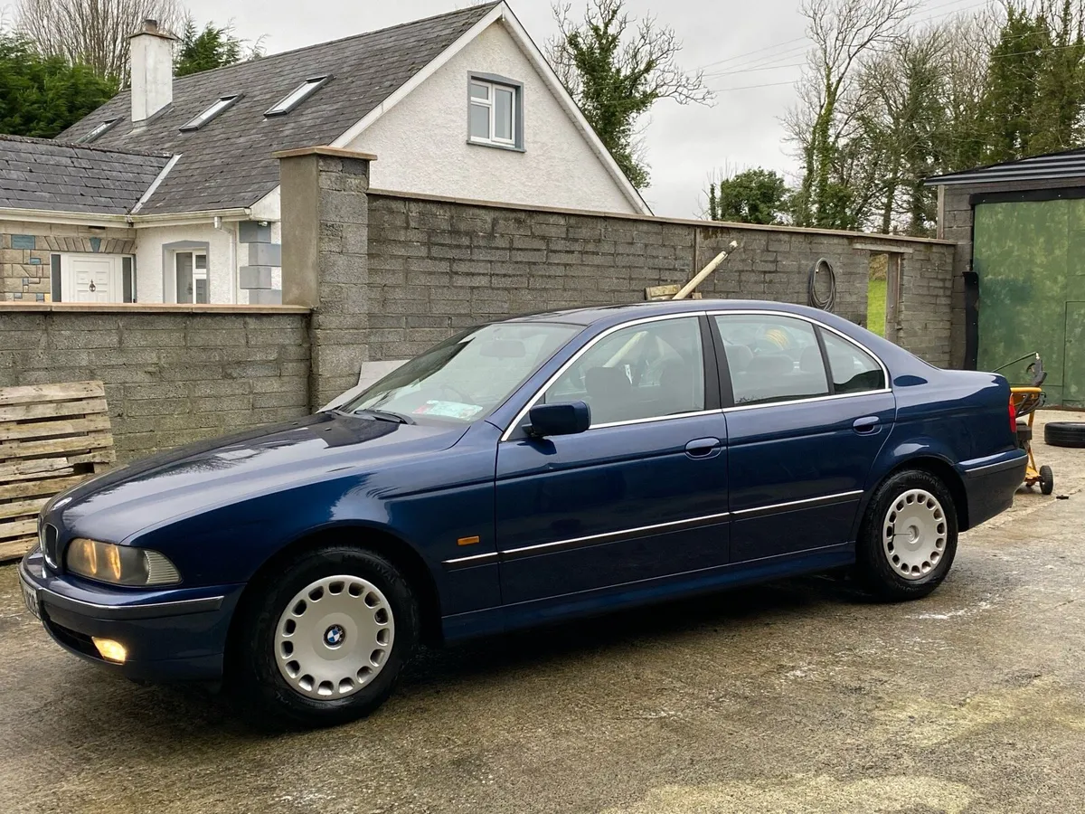 E39 520i - Image 2
