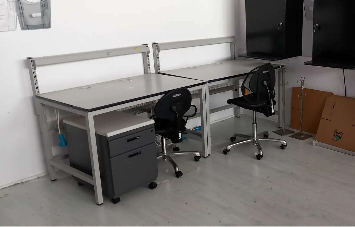 Office Furniture - Image 4