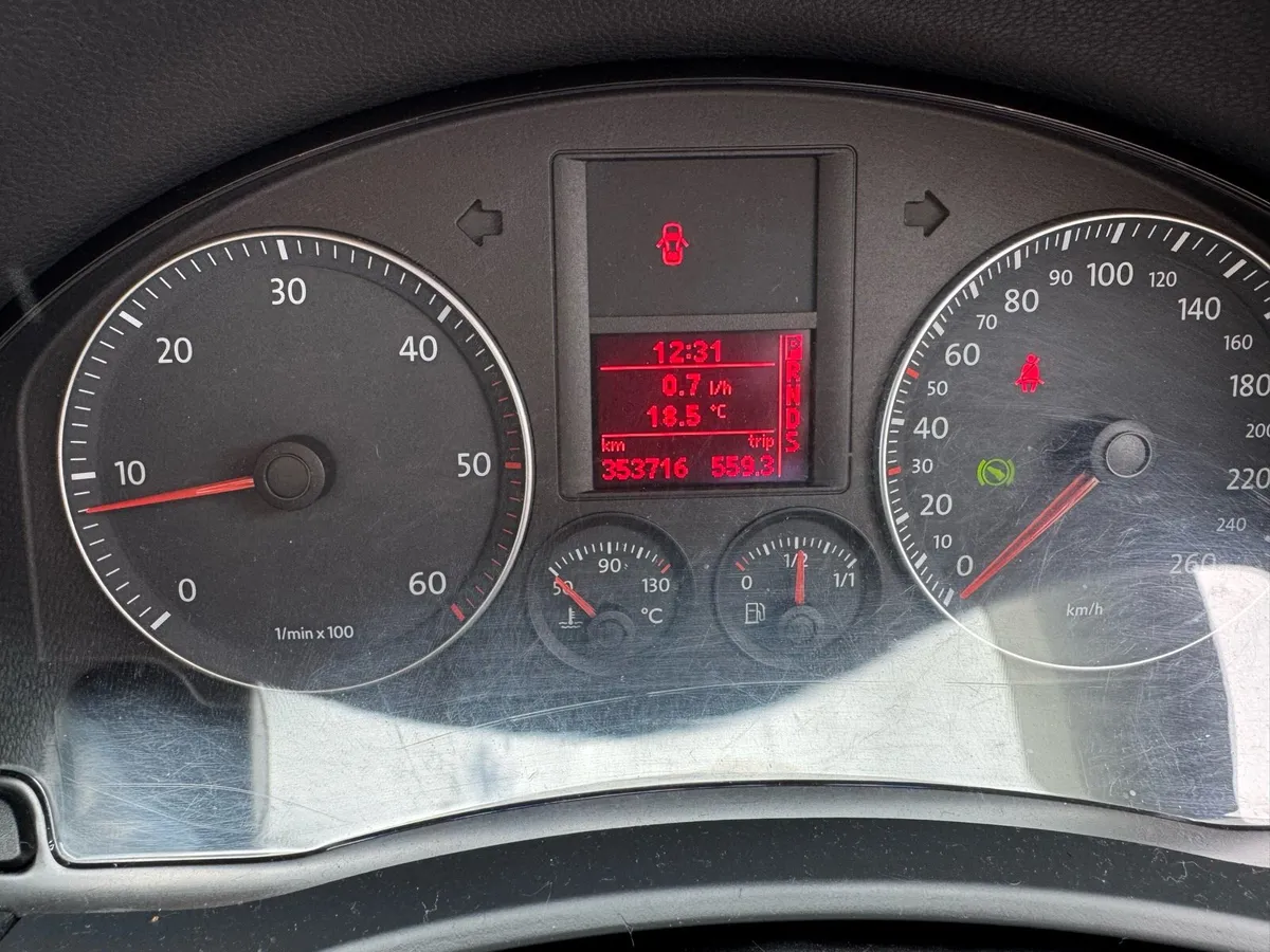 Volkswagen Golf GT Sport - Image 4