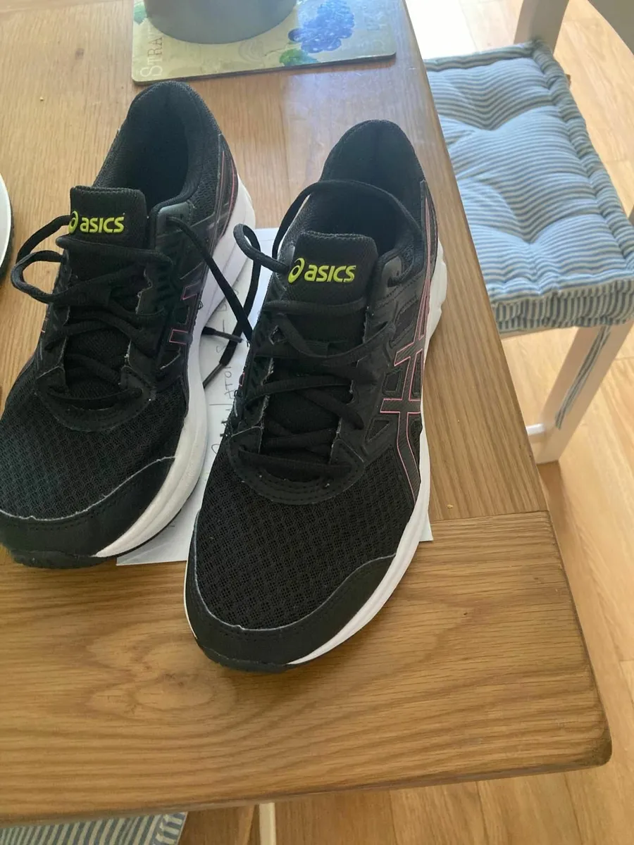 Runners - Image 2