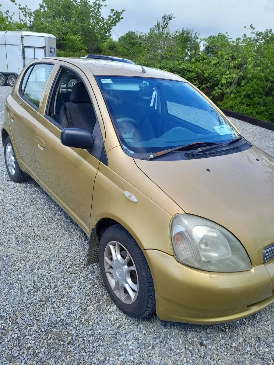 Toyota Yaris 2000 - Image 3