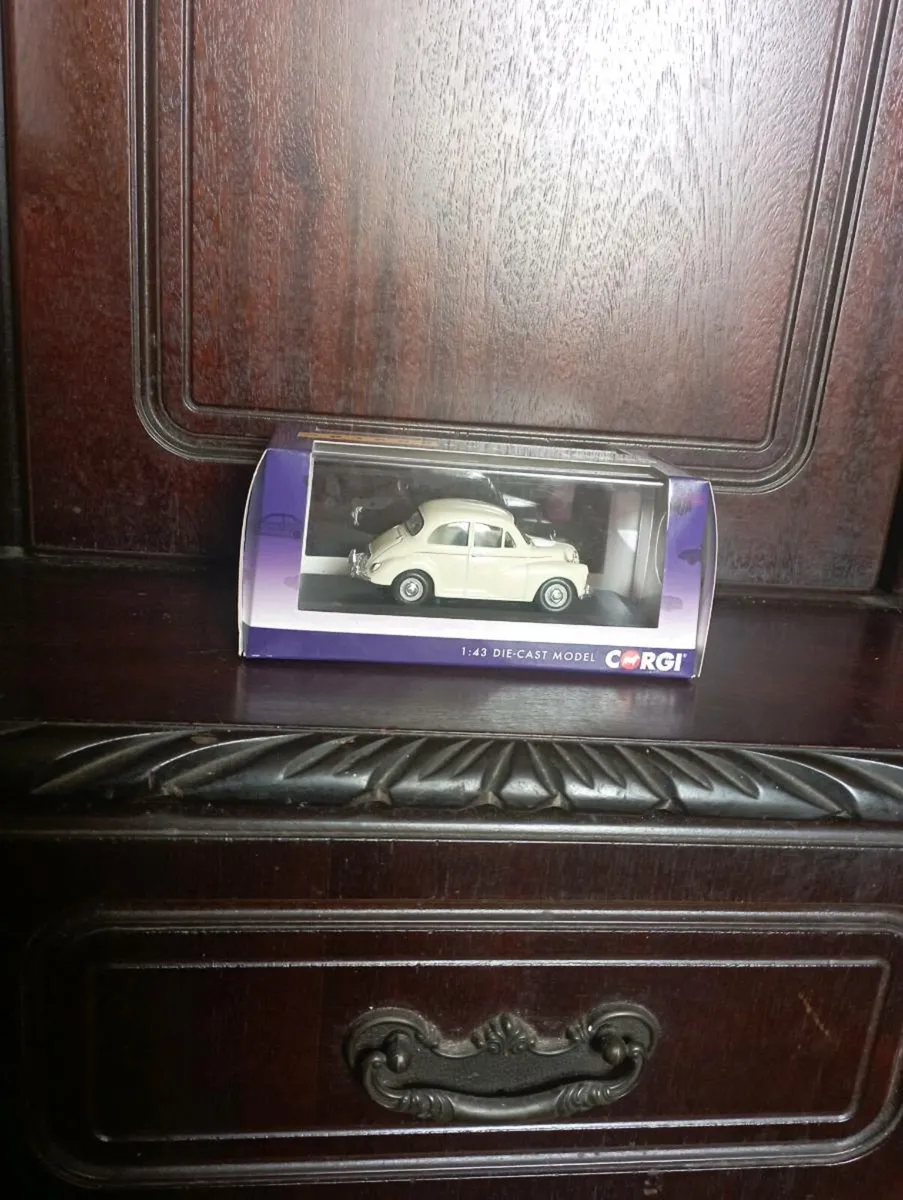 CORGI LIMITED EDITION VANGUARD MORRIS MINOR 1000 - Image 1