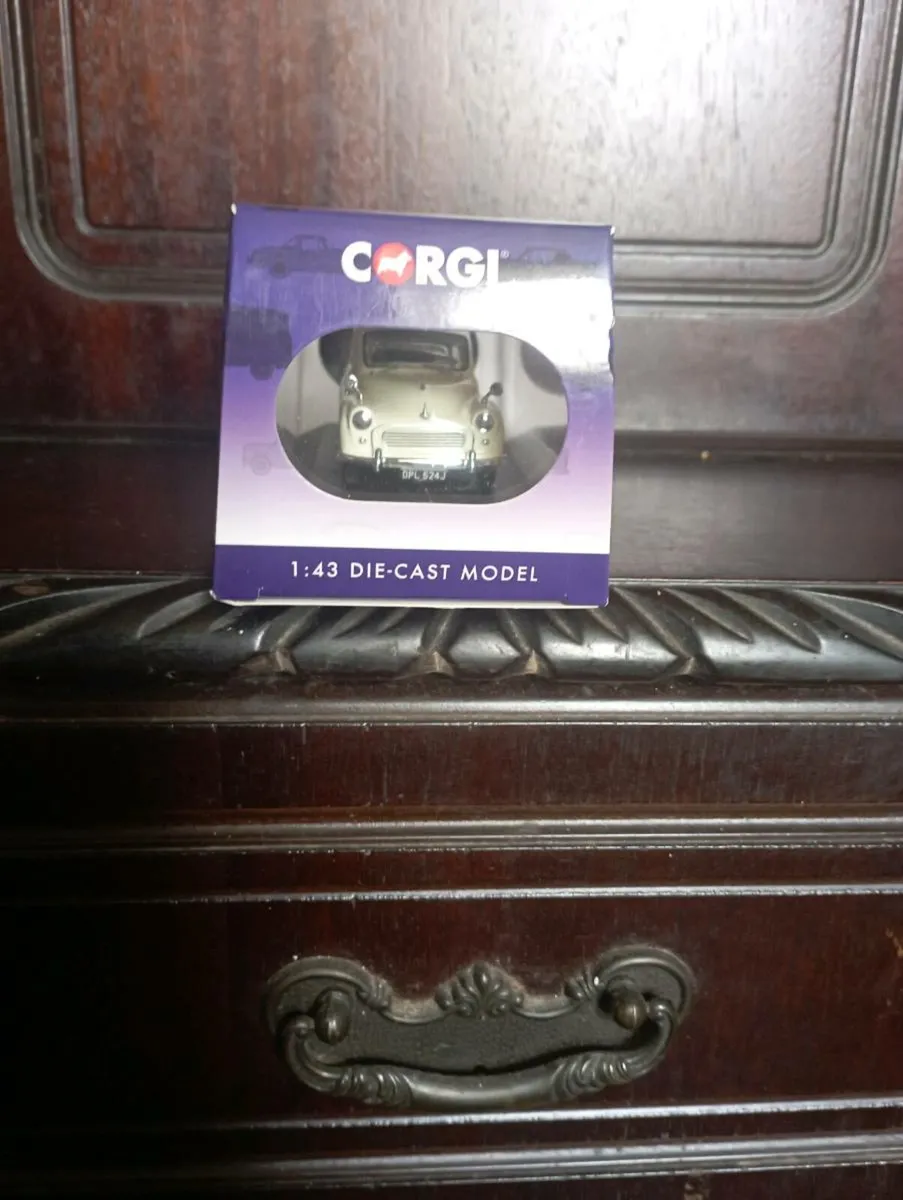 CORGI LIMITED EDITION VANGUARD MORRIS MINOR 1000 - Image 2