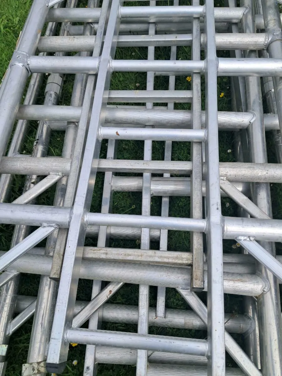 Aluminium Scaffolding Towers - Image 3