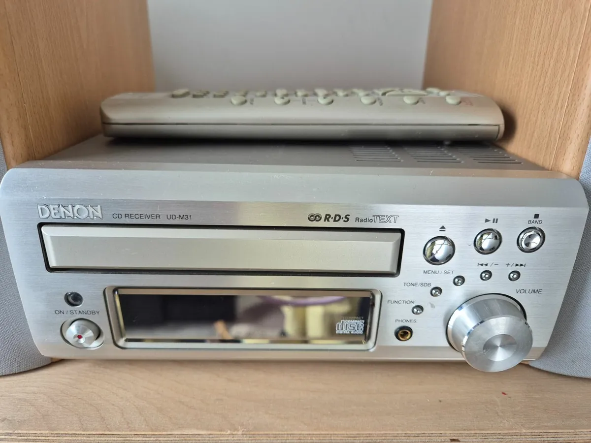 Denon CD player - Image 1