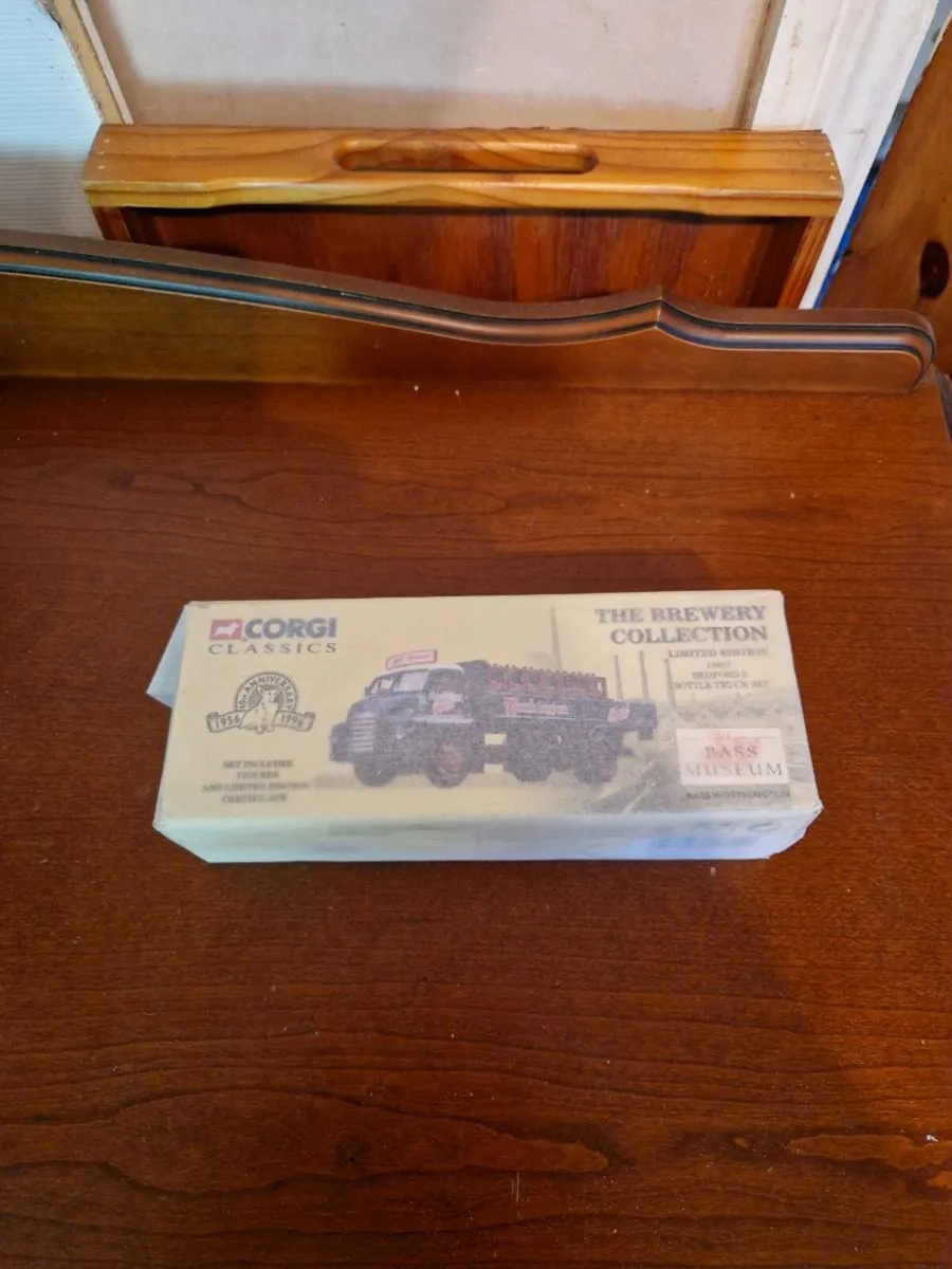 Corgi Bedford Bass Brewery Truck 1.50 - Image 1