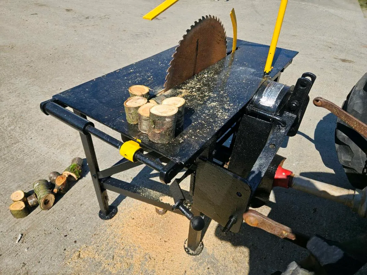 Bench saw - Image 1