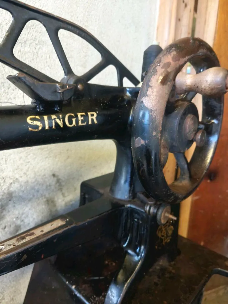 Singer sewing machine, - Image 1