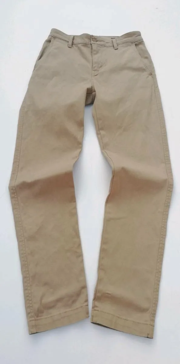 Levi mens slim tapered chinos light beige - Image 1