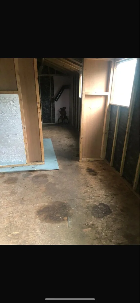 20x8ft wooden shed - Image 4