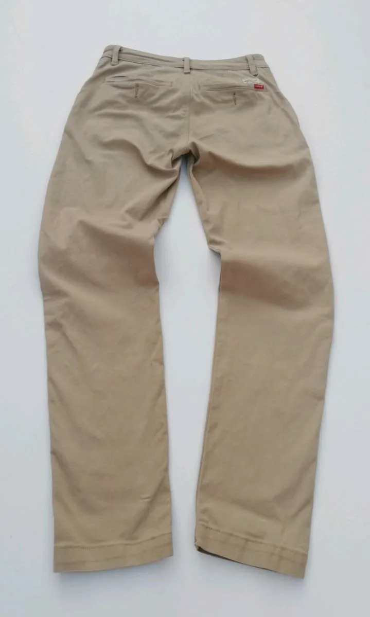 Levi mens slim tapered chinos light beige - Image 4