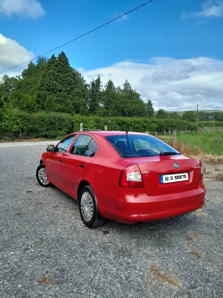 SKODA OCTAVIA 1.6TDI 105BHP - Image 2