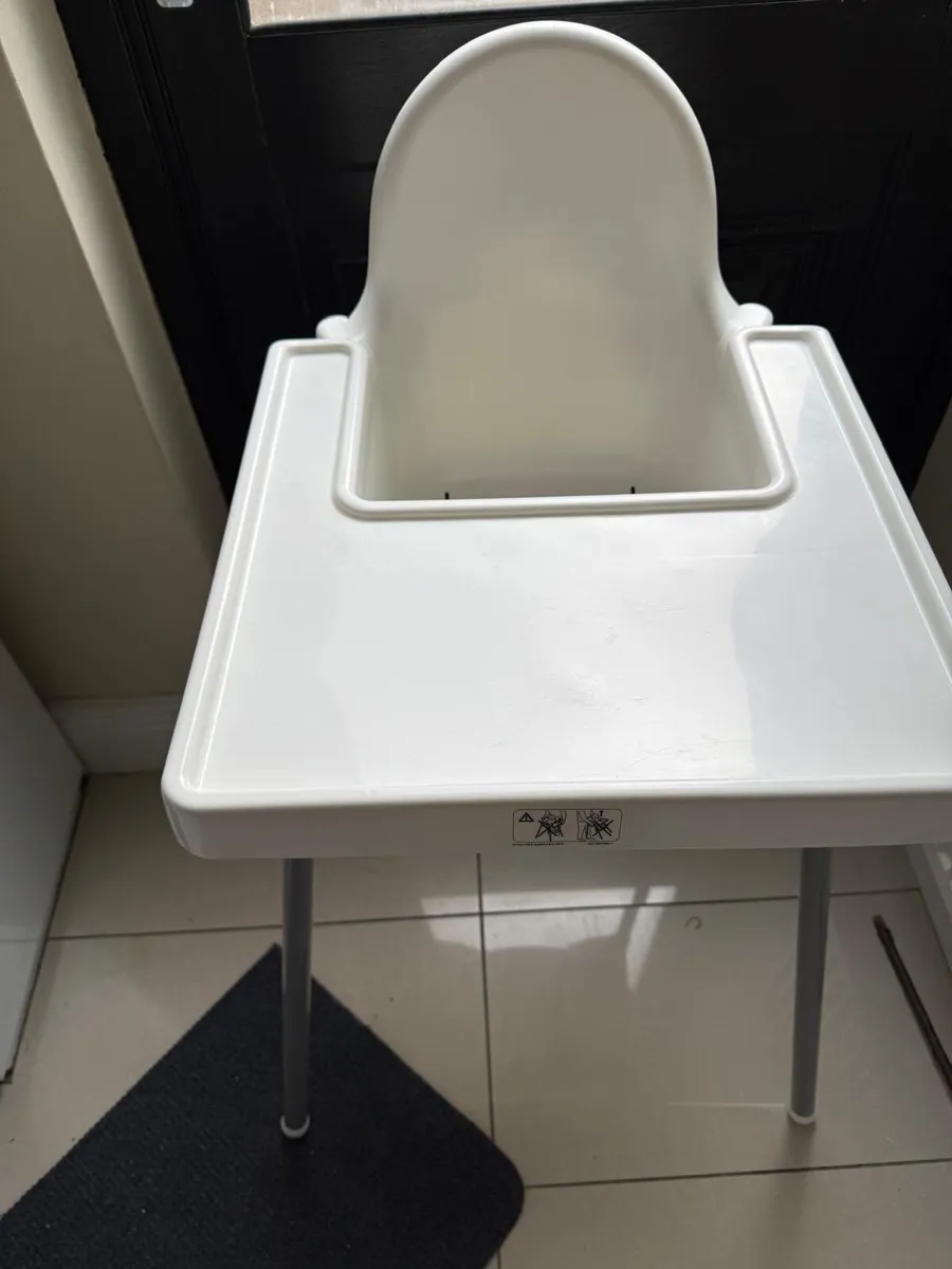 Ikea highchair with tray, white - Image 1