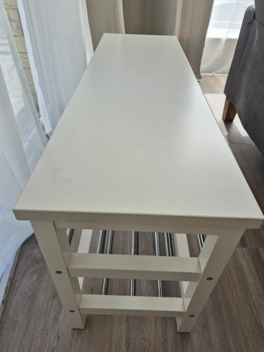 FREE White Shoe Bench – Seats 2 – Holds 10 Pairs - Image 2