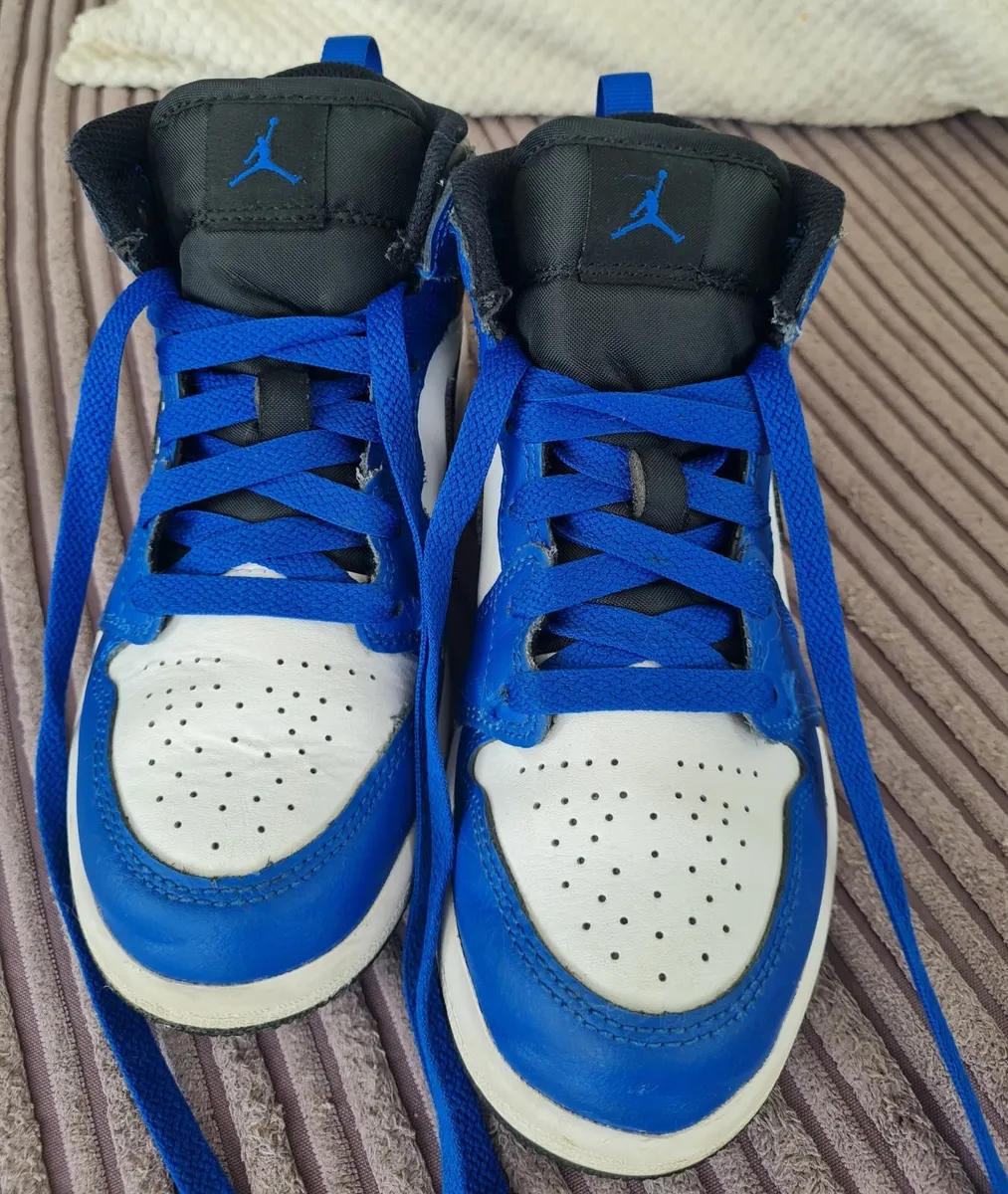 Nike Jordans size UK13 - Image 2
