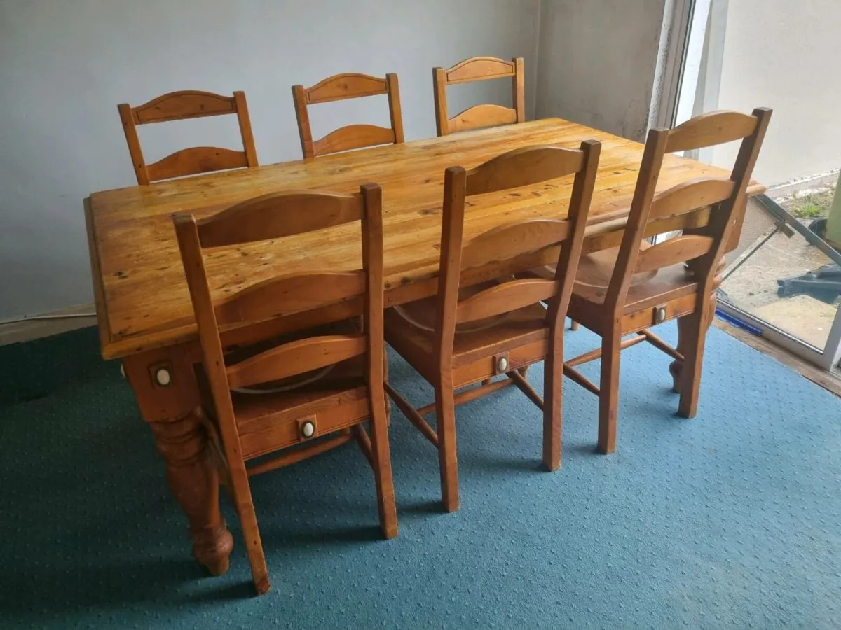 Kitchen/Dining Table - Image 3