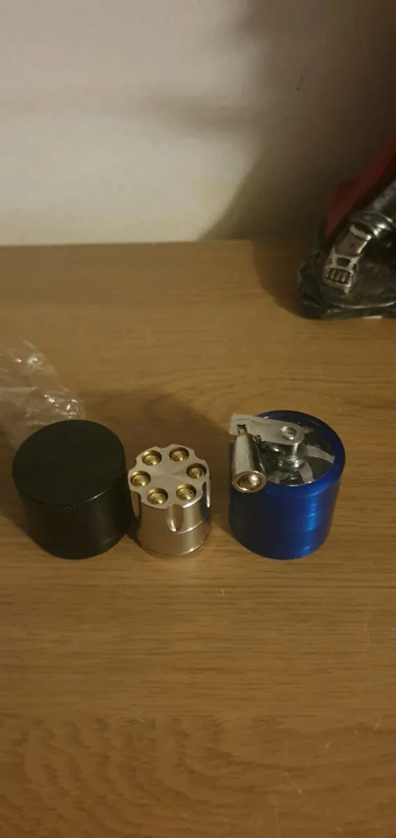 Pocket Grinders. Solid Steel - Image 1