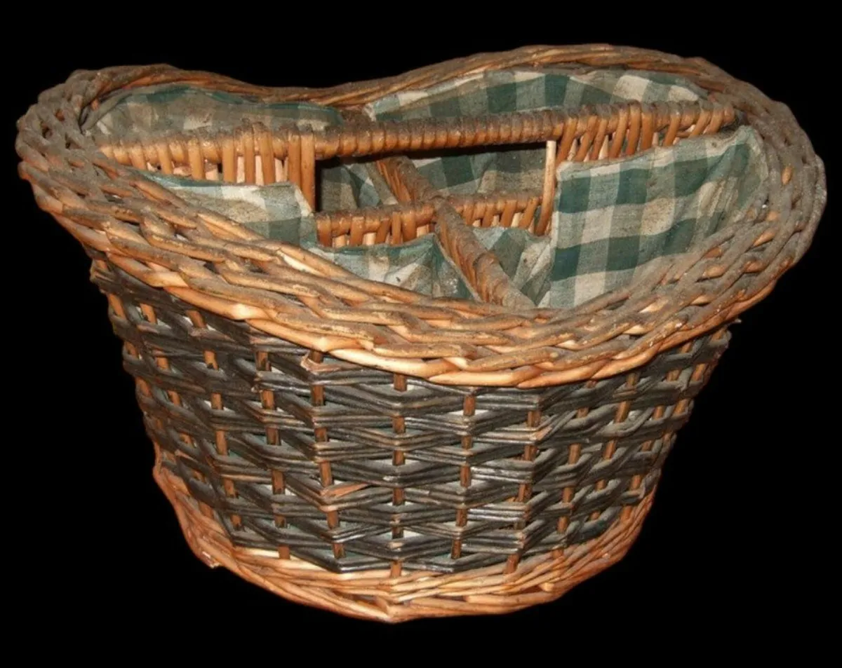 Vintage Wicker Wine Carrier - Image 2