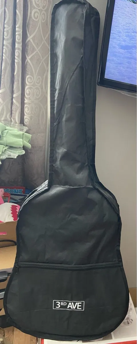 Guitar - Image 2