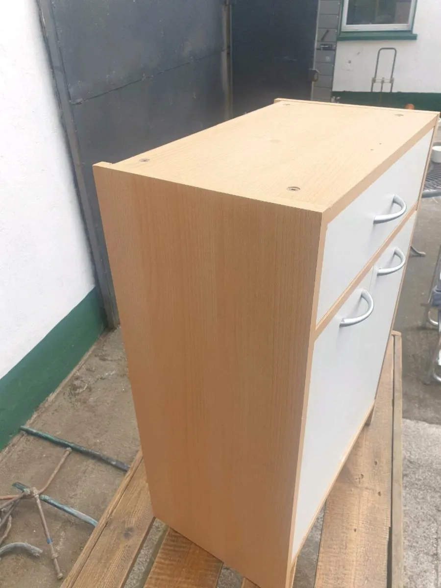 Cupboard - Image 4