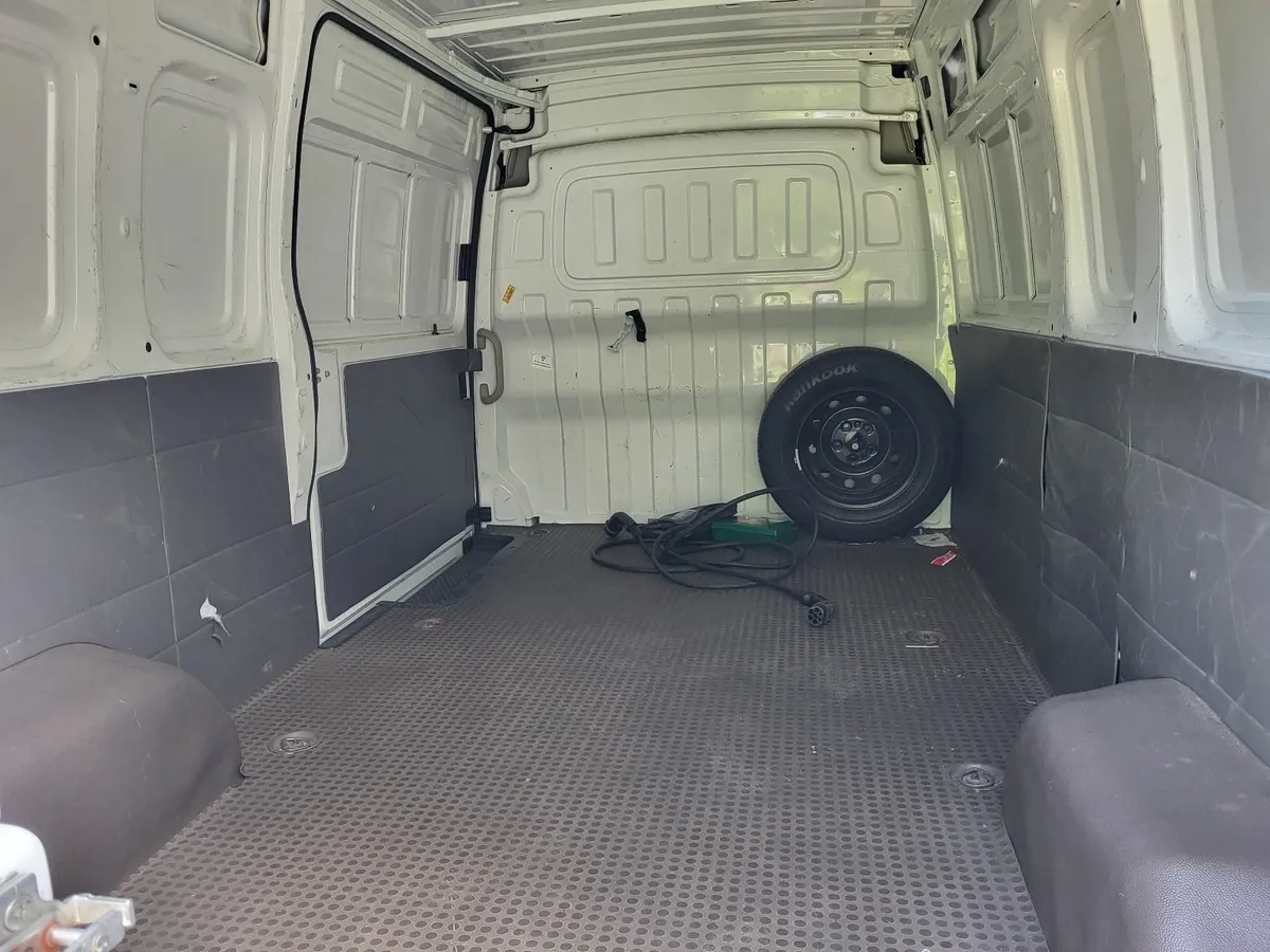 LDV ELECTRIC VAN 2019. LOW KILOMETERS - Image 2