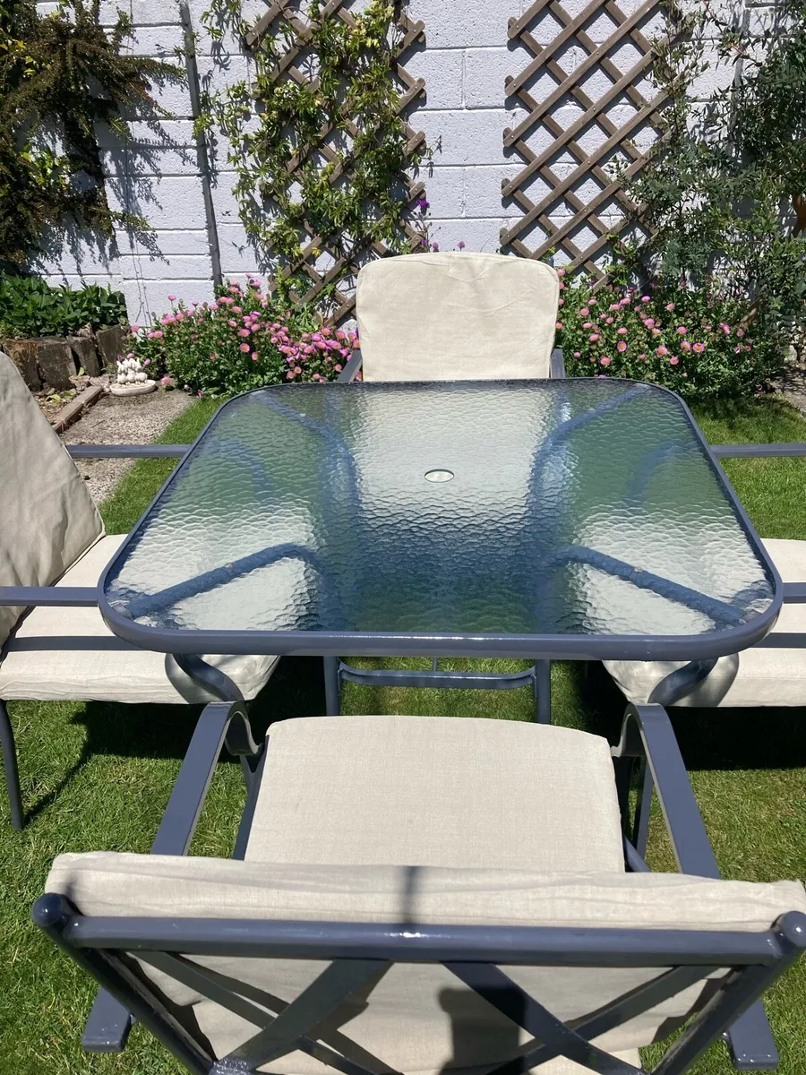 5-piece outdoor dining set - Image 3