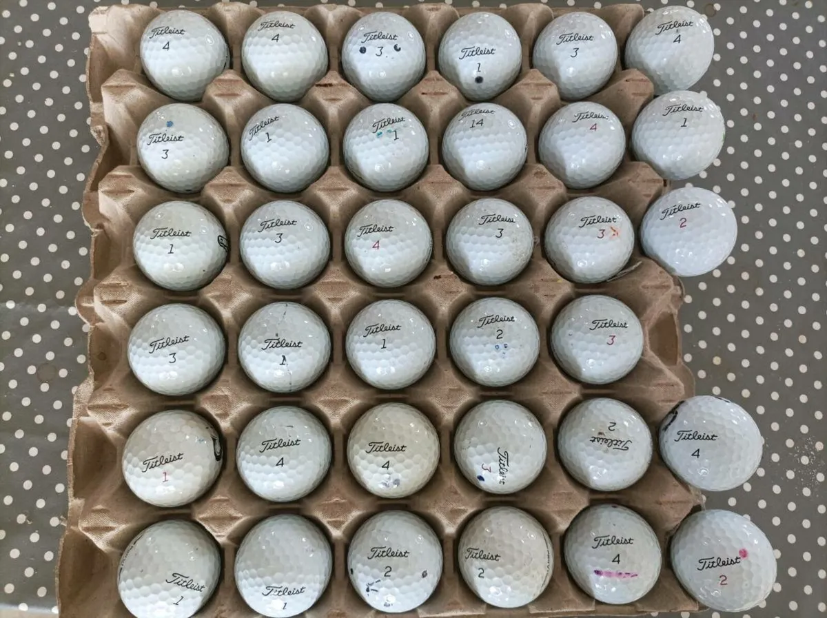 35 like new pro v 1 golf balls - Image 1