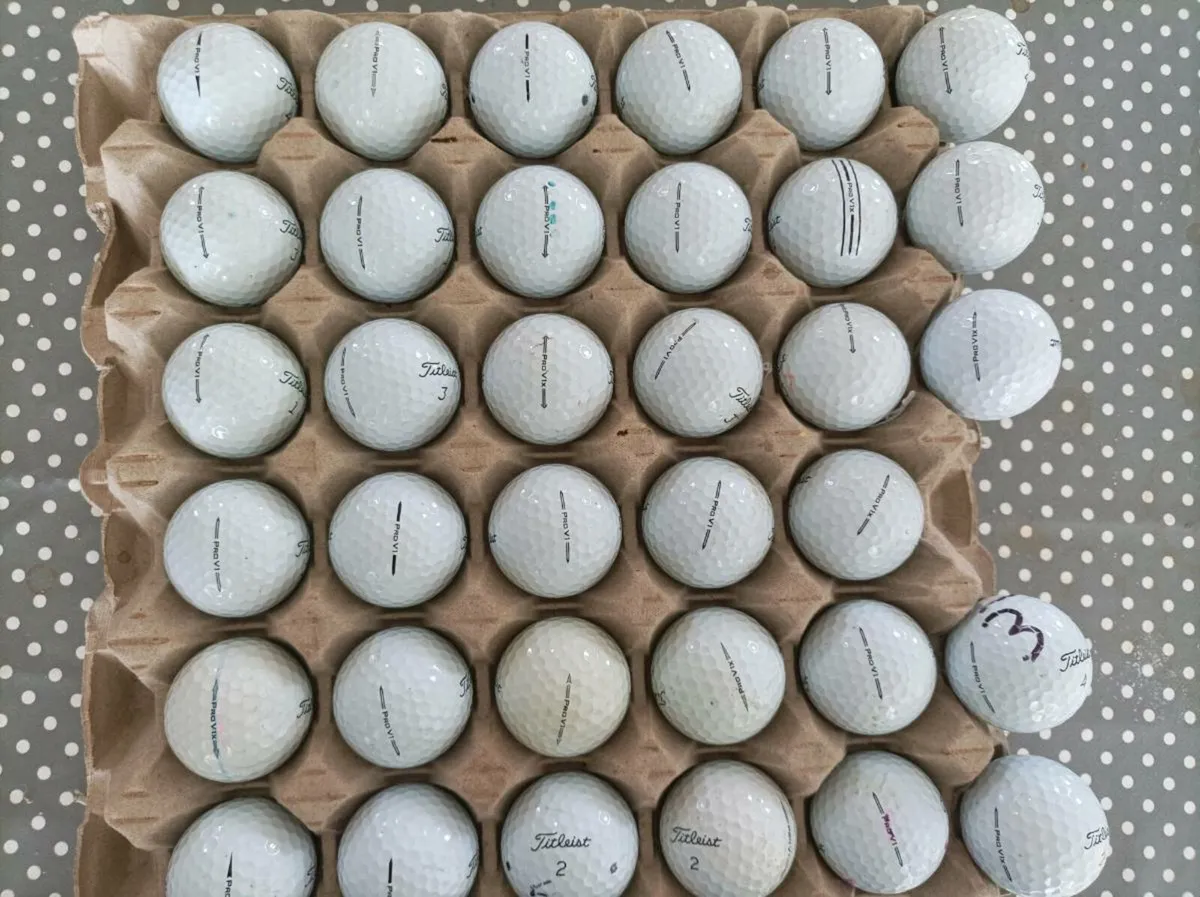 35 like new pro v 1 golf balls - Image 2