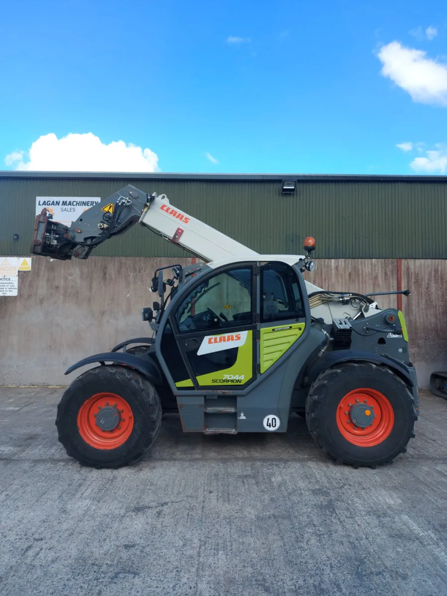 Jcb - Image 1