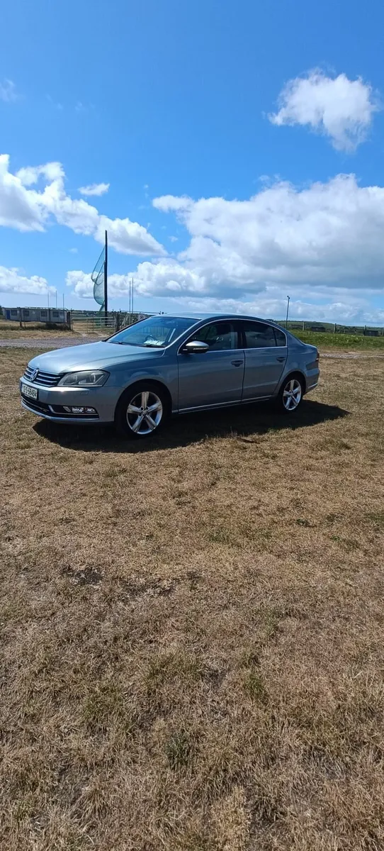 Volkswagen Passat 2012 - Image 4