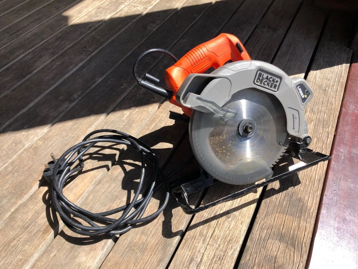 Black&Decker Circular Saw 66mm cut corded - Image 1