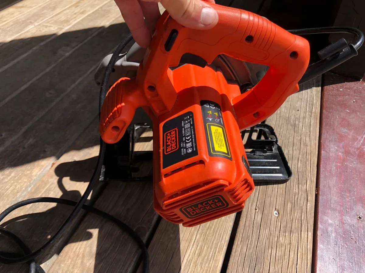 Black&Decker Circular Saw 66mm cut corded - Image 4