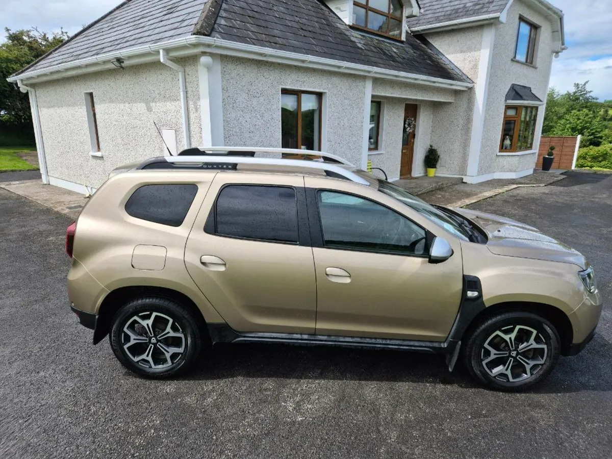 Dacia duster top spec Prestige model 1.5 diesel - Image 3