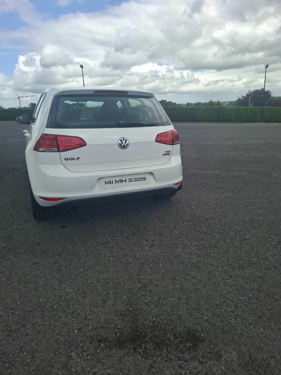 Volkswagen Golf 2014 - Image 2