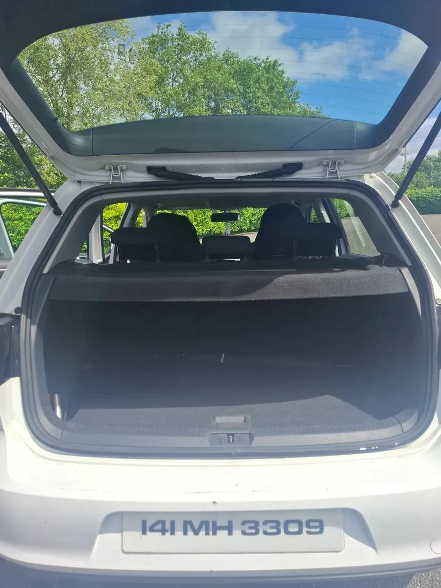 Volkswagen Golf 2014 - Image 4