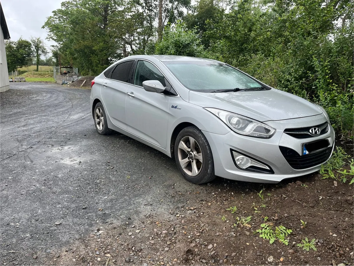 2013 Hyundai i40 - Image 1