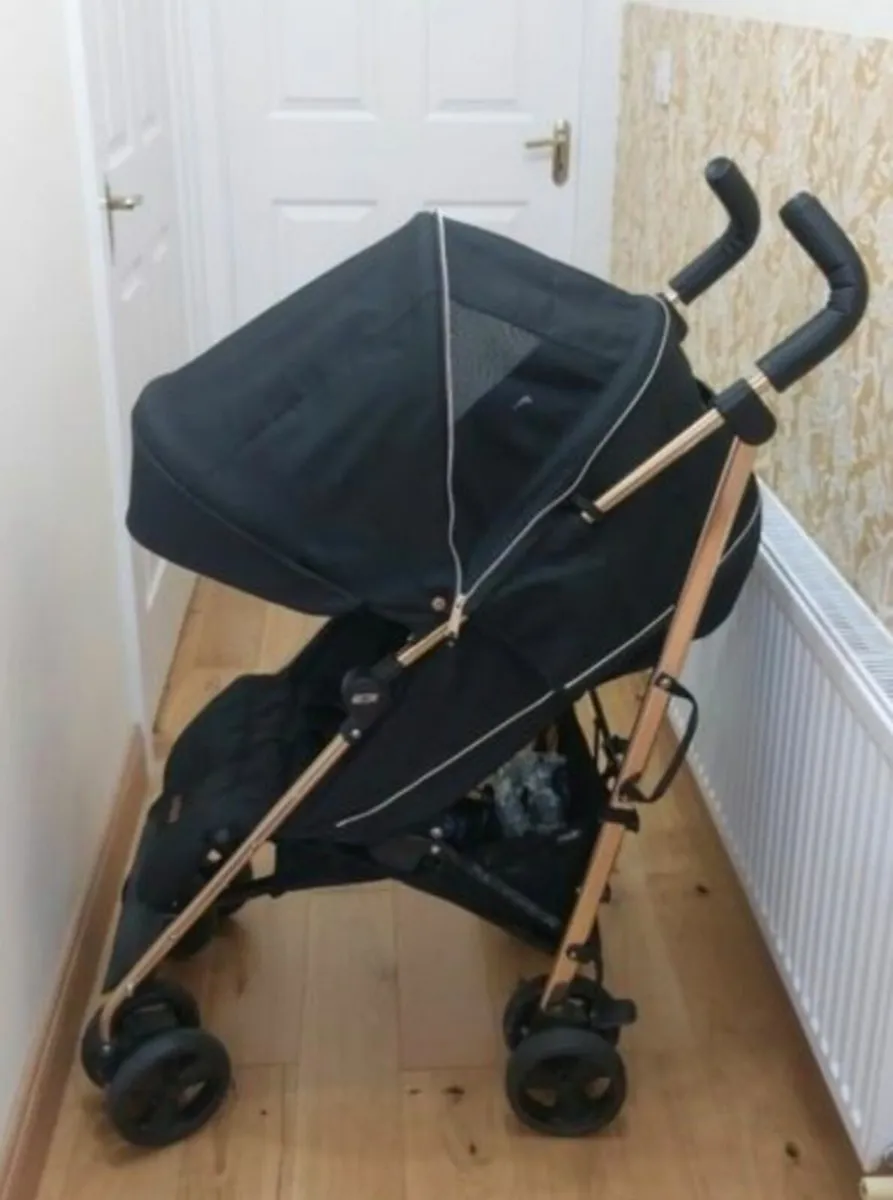 Mamas & Papa's tour3 Stroller - Image 2