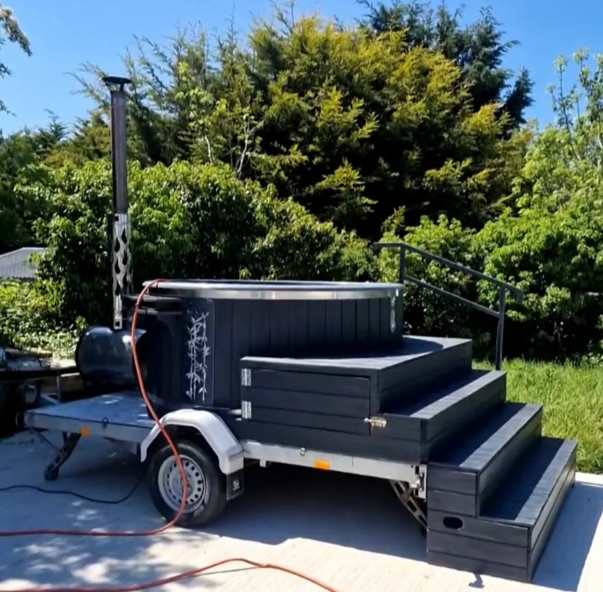 Mobile hot tub for rent - Image 1