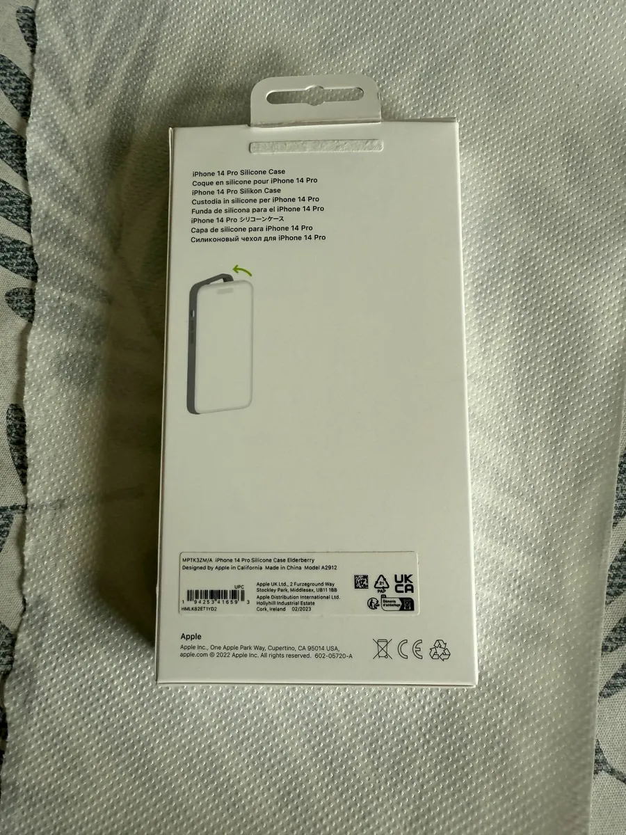iPhone 14 Pro ORIGINAL PURPLE CASE - Image 2