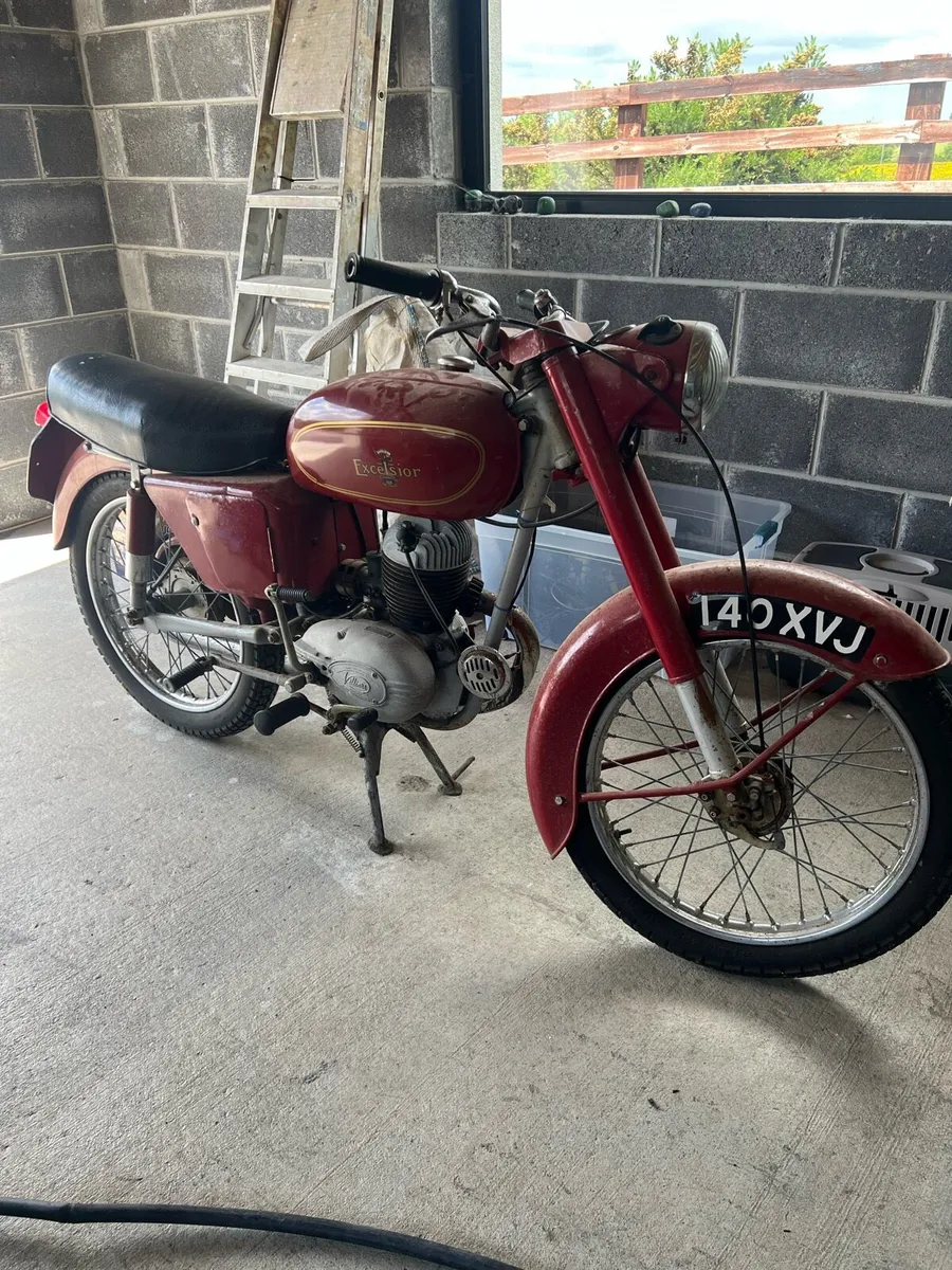 Vintage 2 stroke Motorbike - Image 1