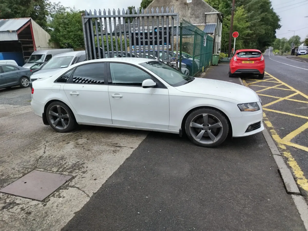 Audi A4 2011 - Image 1