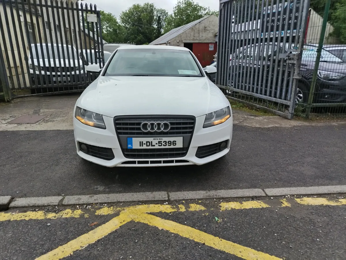Audi A4 2011 - Image 2
