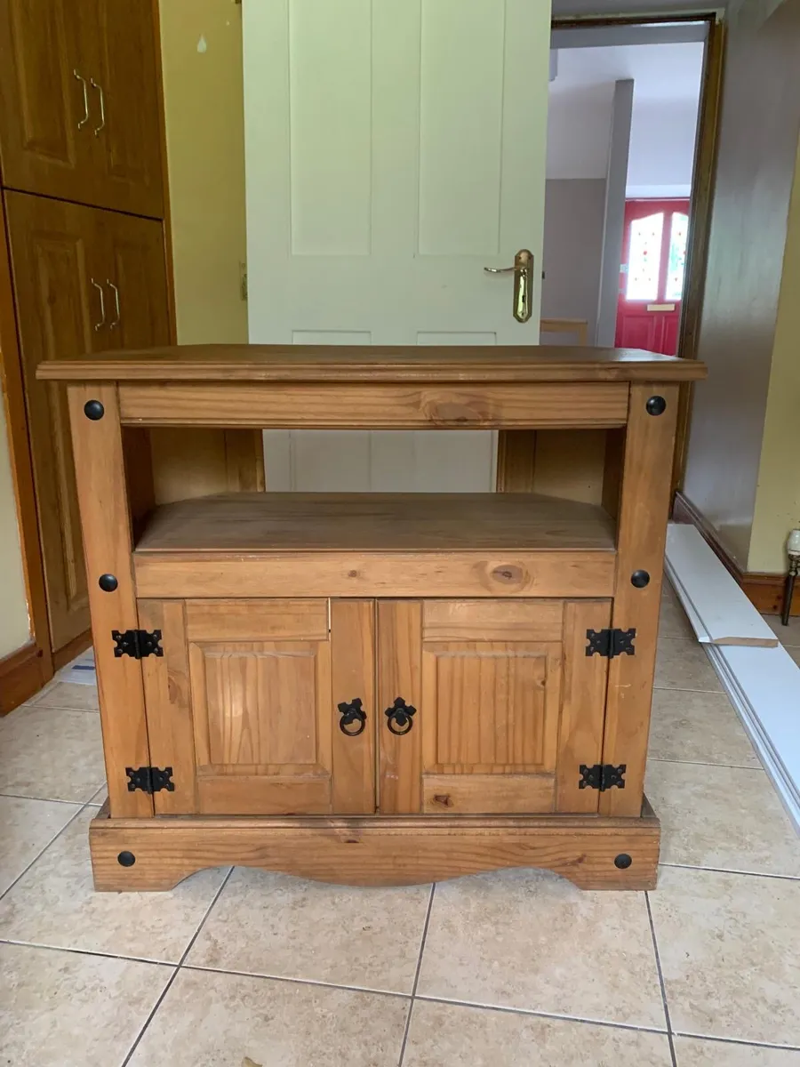 Mexican Pine Corner TV unit - Image 1