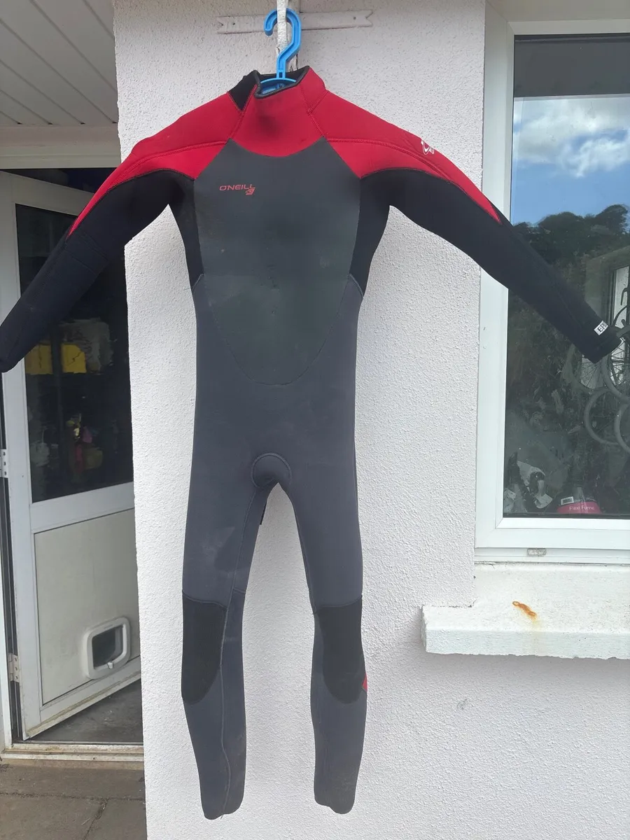 Kids O Neil wetsuits - Image 1