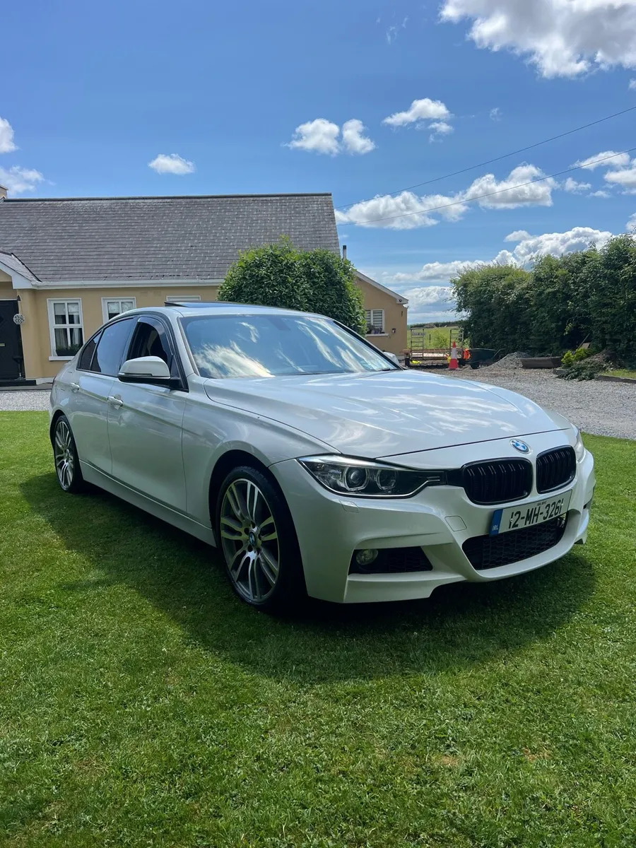 BMW 320d - Image 2