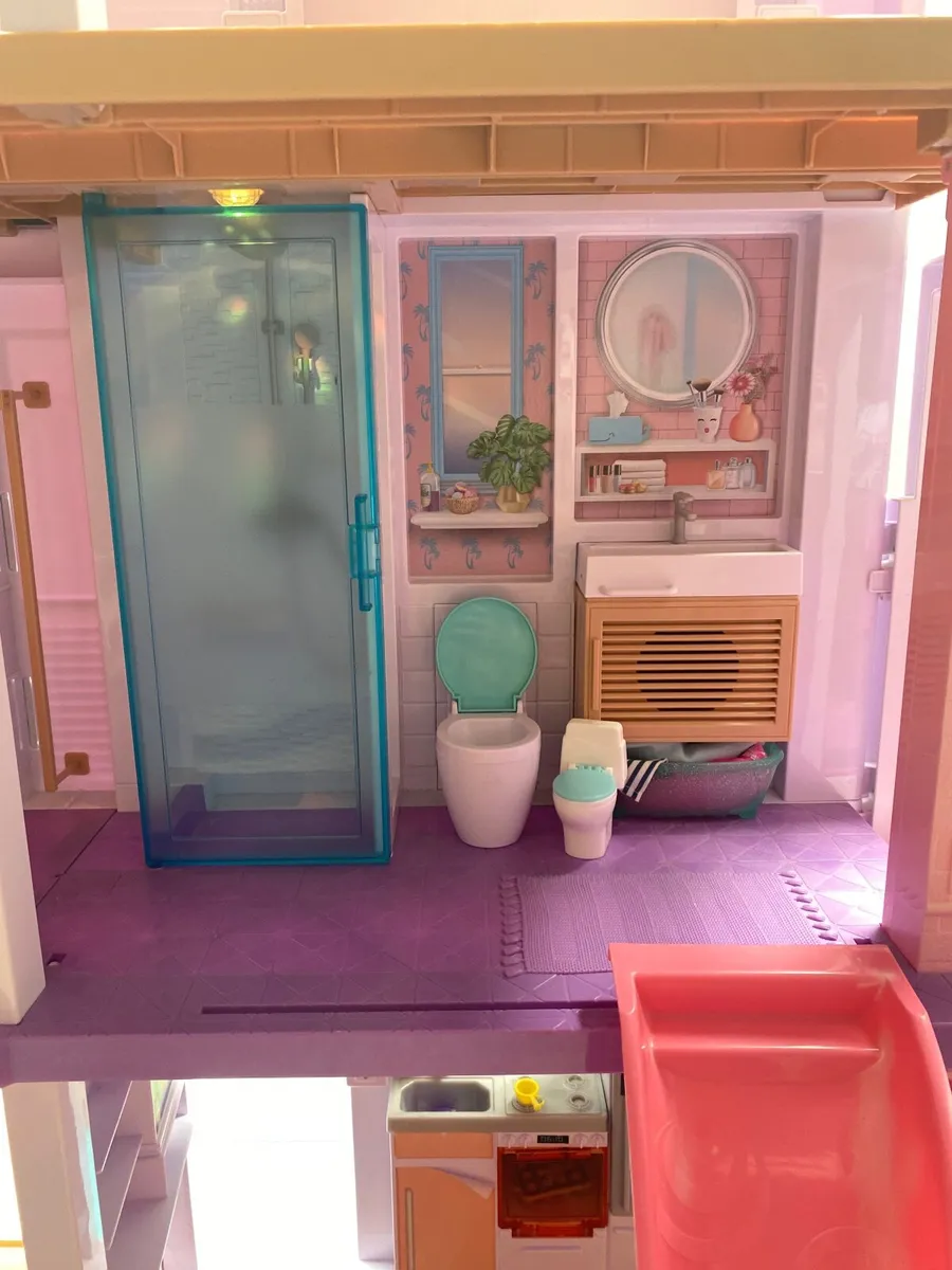 Barbie Dreamhouse 2023 - 3 floors high - Image 4