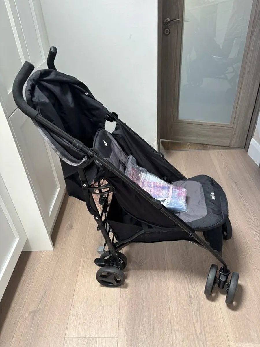 Toddler buggy lights bought only a few weeks ago perfect condition - Image 3