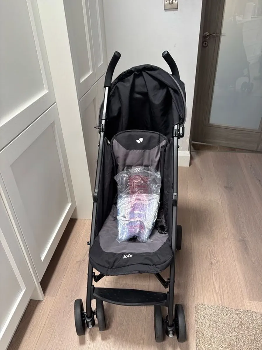 Toddler buggy lights bought only a few weeks ago perfect condition - Image 4