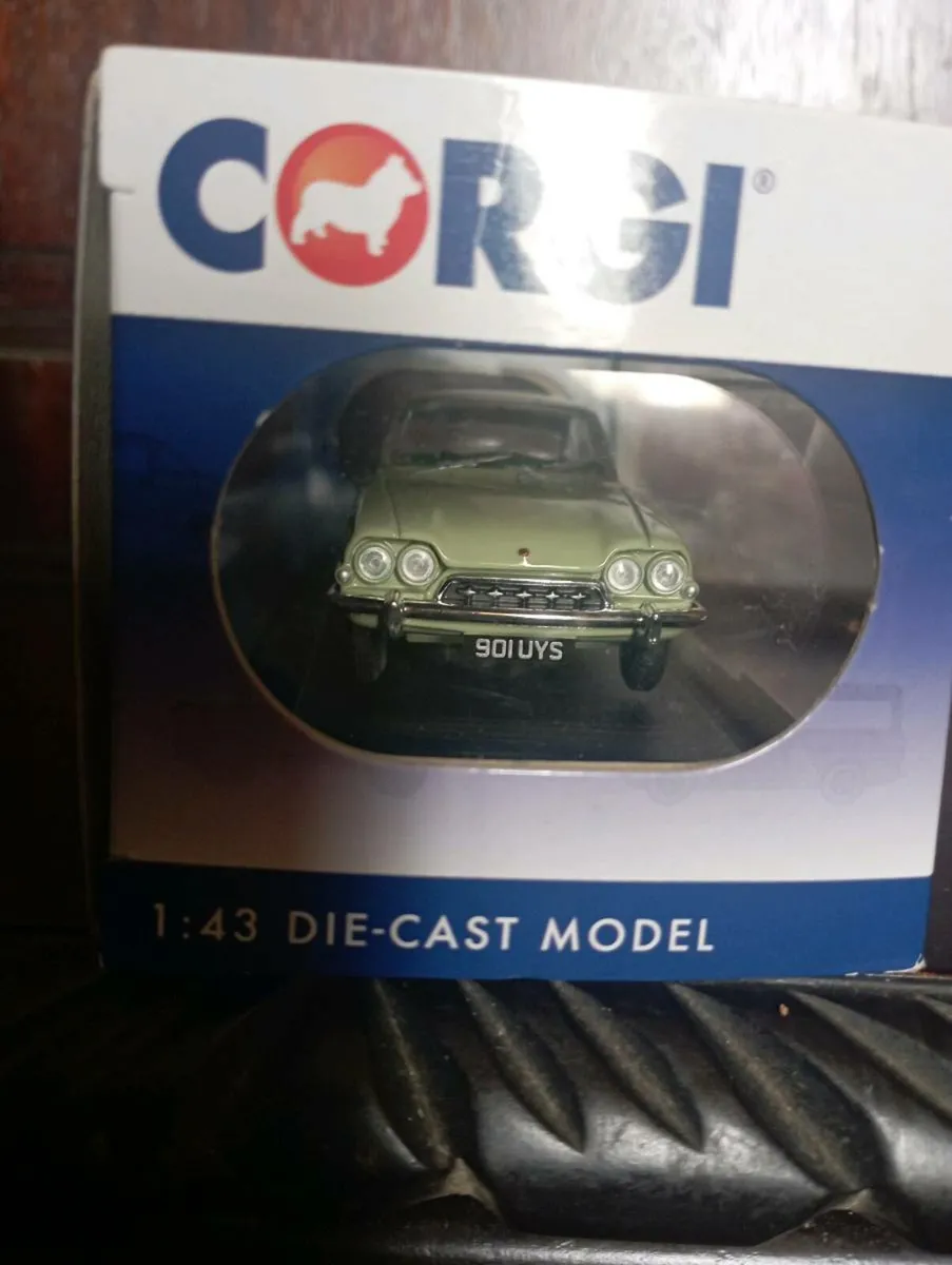 CORGI LIMITED EDITION VANGUARD FORD TRANSIT CARPI - Image 3