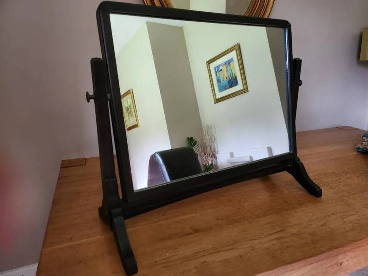 Mirror - Image 1
